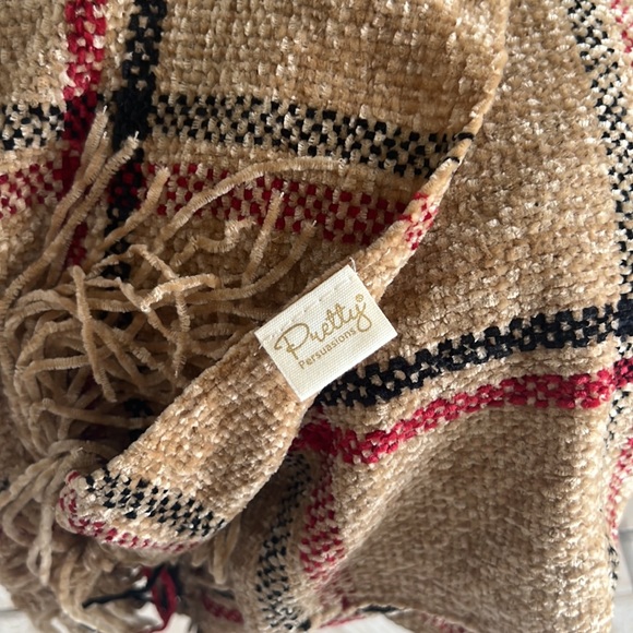 Cashmere neck scarf - Picture 2 of 2